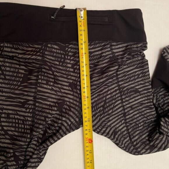 LULULEMON  * BANANA LEAF MESH WUNDER UNDER CROP  back pocket  LEGGINGS SZ 6 - Picture 3 of 14